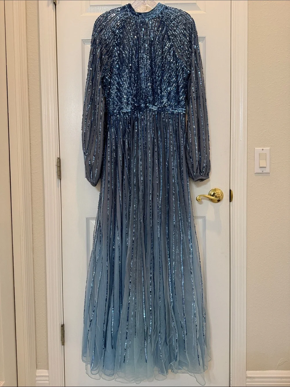 Mac Duggal 6206 Blue Ombré Sequin Long Sleeve A-Line Evening Dress Size 12 NWT - Picture 7 of 15